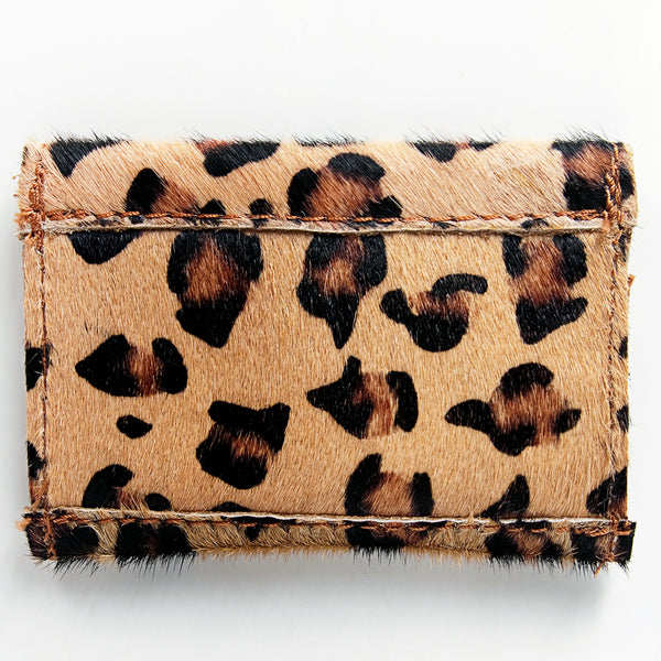 ADBGZ141 Leopard Print Cowhide Coin Purse Envelope with Snap Closure
