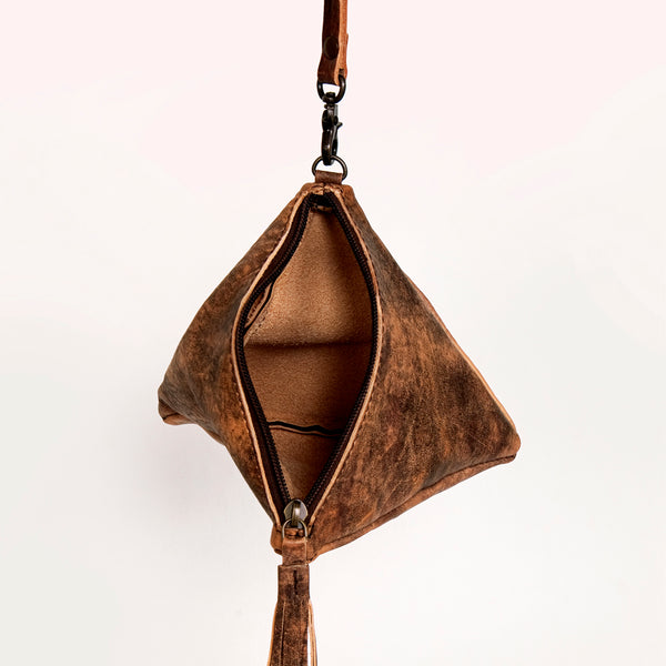 ADBG669 American Darling Handcrafted Pyramid Silhouette Western Leather wristlet Bag