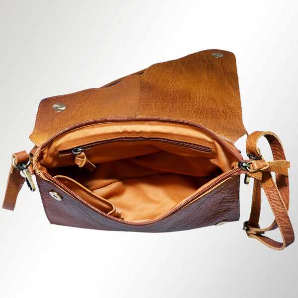 ADBGM232 Hand-Painted Leather Bag with Structured Silhouette and Interior Pockets