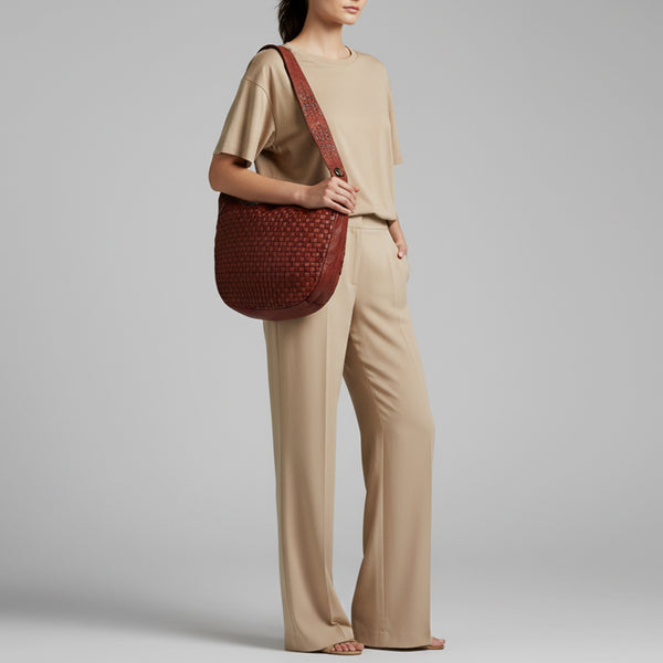 SWC129 Modern Weave-Pattern Shoulder Bag