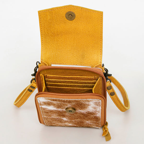 ADBG822 American Darling Handcrafted Leather Cell Phone holder with Hair-On Cowhide