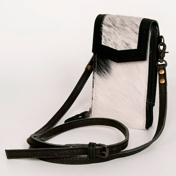 ADBG822 American Darling Handcrafted Leather Cell Phone holder with Hair-On Cowhide