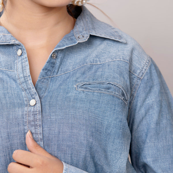 LC-ADSH017 Light Chambray Western Shirt with Tooled Leather Yoke & Turquoise Concho Women s