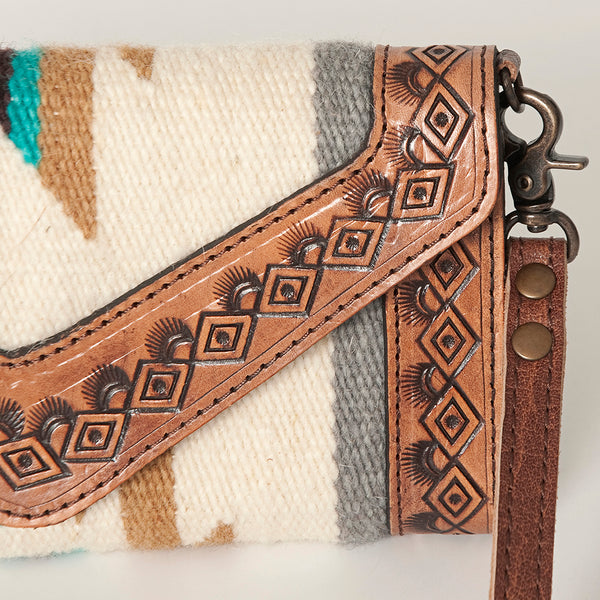 ADBG906 American Darling Handcrafted Hand Tooled Leather Saddle Blanket Envelope