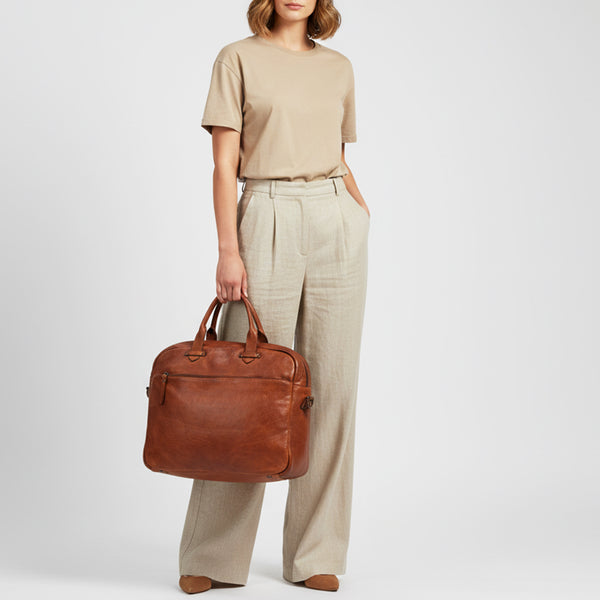 SWC415 Solevera - Vegetable Tanned Briefcase