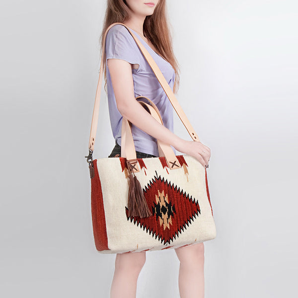 ADBG575 Southwestern Wool Tote with Natural Leather Straps Handwoven Pattern & Tassel