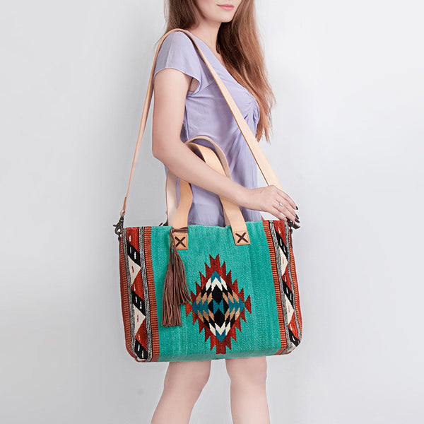 ADBG575 Southwestern Wool Tote with Natural Leather Straps Handwoven Pattern & Tassel