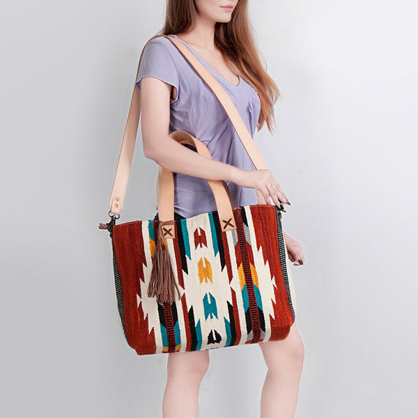 ADBG575 Southwestern Wool Tote with Natural Leather Straps Handwoven Pattern & Tassel