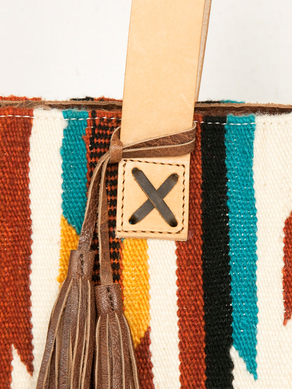 ADBG575 Southwestern Wool Tote with Natural Leather Straps Handwoven Pattern & Tassel