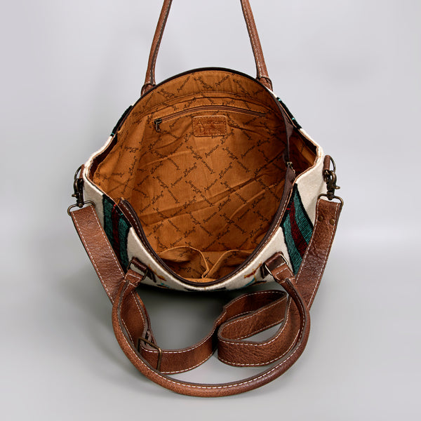 ADBG1002 American Darling Handwoven Saddle Blanket Western Tote Bag Leather Strap