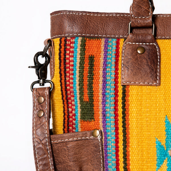 ADBG1013 American Darling Handwoven Saddle Blanket Leather Tote Bag Western Style