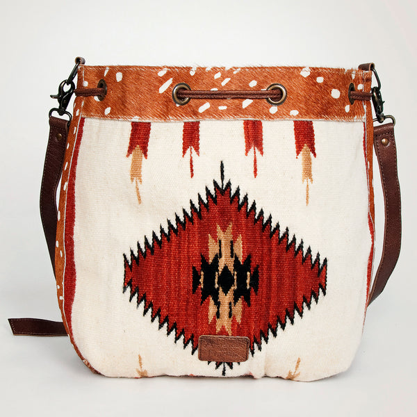 ADBG574 American Darling Hand Woven Saddle Blanket & Hair-On Cowhide Western Bucket Bag