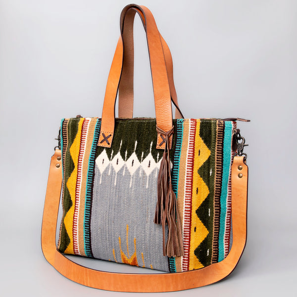 ADBG575 Southwestern Wool Tote with Natural Leather Straps Handwoven Pattern & Tassel