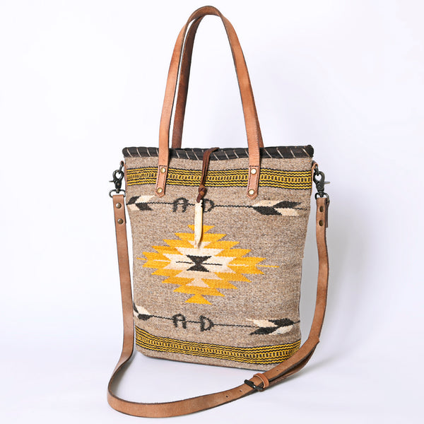ADBG1111 American Darling Hand-Woven Saddle Blanket Western Tote Bag Genuine Leather Artisan Carryall