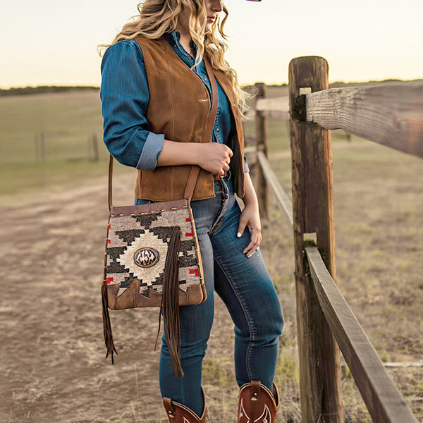 ADBG1114 American Darling Saddle Blanket Cowhide Western Shoulder Bag Fringe Hand-Woven Fabric & Genuine Leather