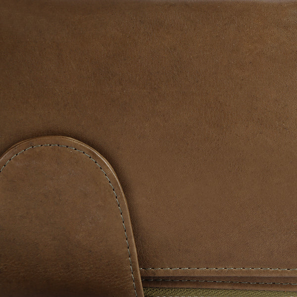 ADBGM393 Pebbled Leather Wristlet Clutch Crossbody - American Darling