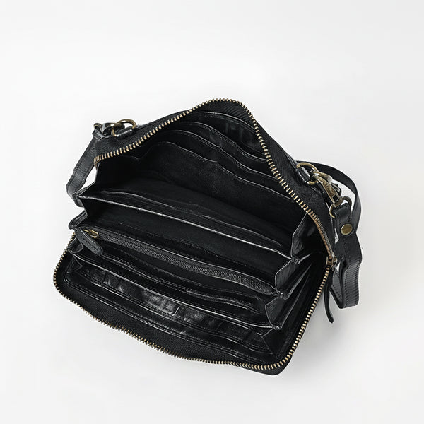 SWC212 Cuorina - Luxury Leather Riveted Wristlet