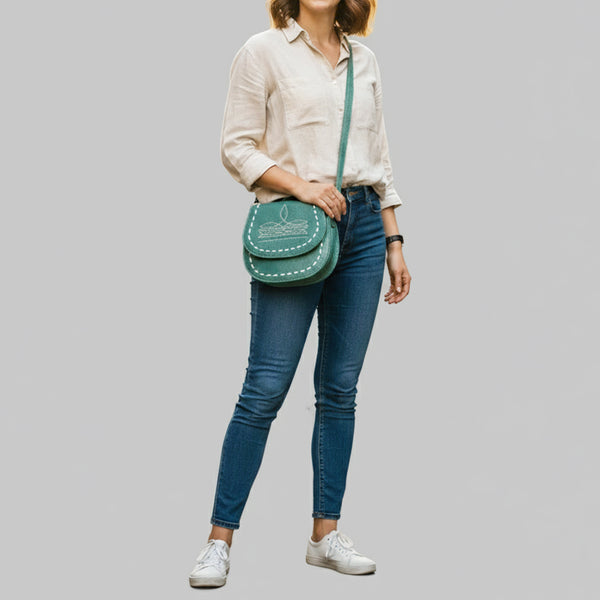 ADBGM592 Western Stitch Leather Crossbody - Cowgirl Saddle Purse