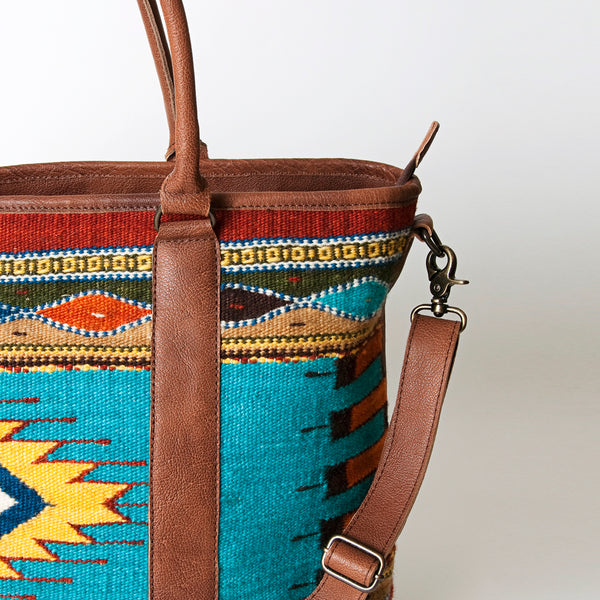 ADBG715 American Darling Handcrafted Hand Woven Saddle Blanket Western Leather Tote Bag