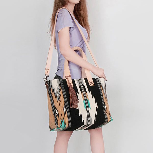 ADBG575 American Darling Western Woven Saddle Blanket & Tooled Leather Fringe Bag