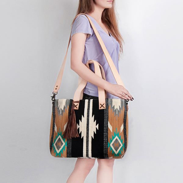 ADBG575 American Darling Western Woven Saddle Blanket & Tooled Leather Fringe Bag