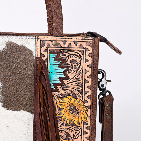 ADBG1086 American Darling Hair-on Cowhide Tote Bag with Hand-Tooled Leather and Fringes