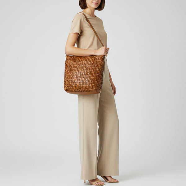 SWL118 Rosavello - Vegetable Tanned Leather Shoulder Bag