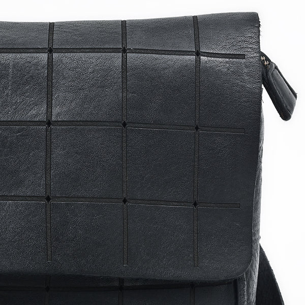 SWC477 Selvana - Multi-Pocket Cross Body