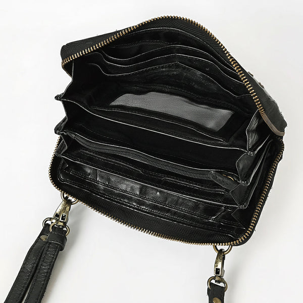 SWC212 Cuorina - Luxury Leather Riveted Wristlet