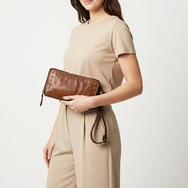 SWC212 Cuorina - Luxury Leather Riveted Wristlet